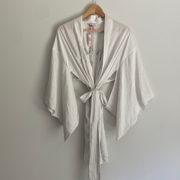 RARE VICTORIAS SECRET ANGEL RHINESTONE ROBE! - Picture 2 of 7